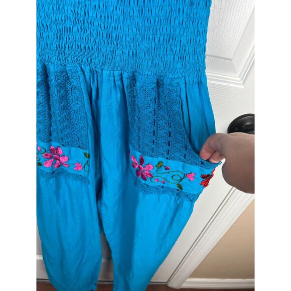 Blue Cotton Off Shoulder Bold Embroidered Floral Boho Mexico Jumpsuit Small Sz 4 - Picture 5 of 8